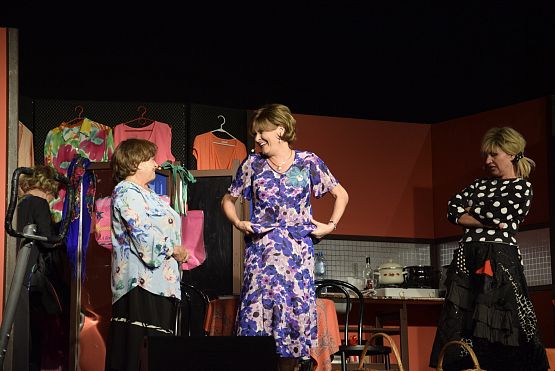 Grafika 5: Spektakl teatralny "KLIMAKTERIUM I JUŻ!" - 04.09.2023