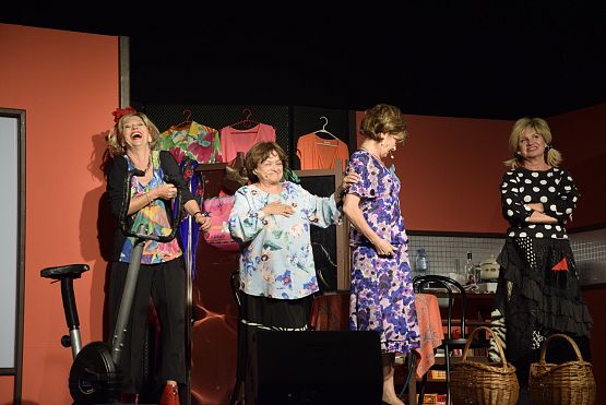 Grafika 6: Spektakl teatralny "KLIMAKTERIUM I JUŻ!" - 04.09.2023