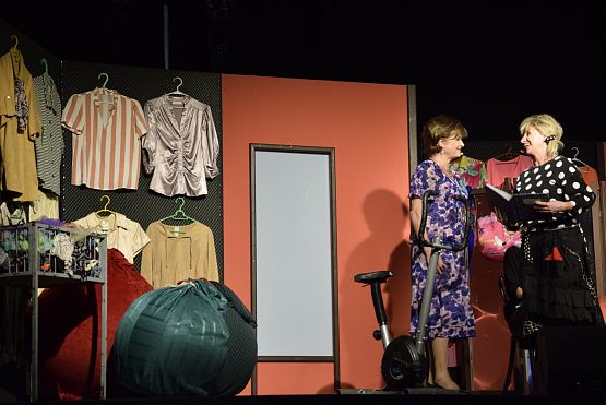 Grafika 12: Spektakl teatralny "KLIMAKTERIUM I JUŻ!" - 04.09.2023