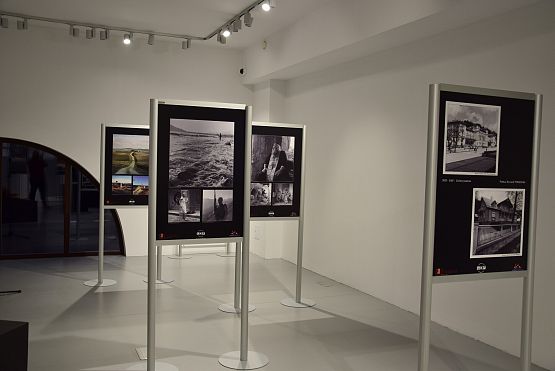 Grafika 25: "Za horyzontem" - wernisaż Lęborskiego Klubu Fotograficznego (20.10.2023)