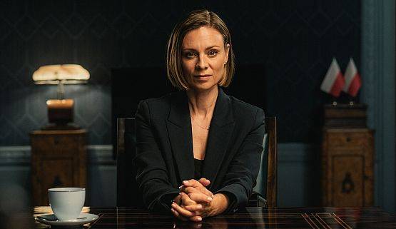 Grafika 1: Siła jest kobietą