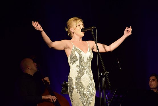 Grafika 4: Koncert Viva Violetta Villas (7.11.2023)