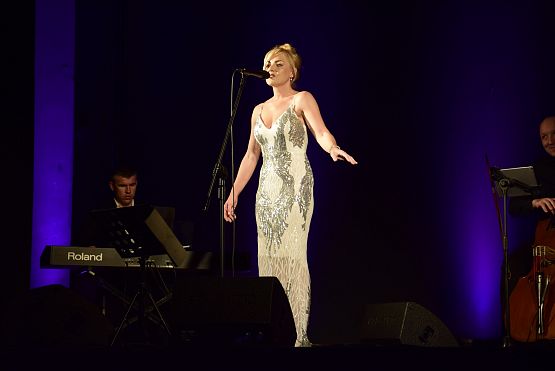 Grafika 11: Koncert Viva Violetta Villas (7.11.2023)