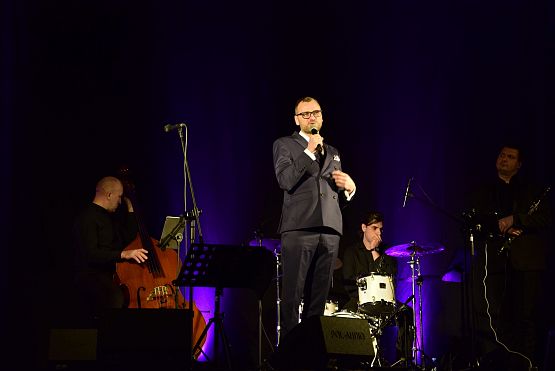 Grafika 13: Koncert Viva Violetta Villas (7.11.2023)