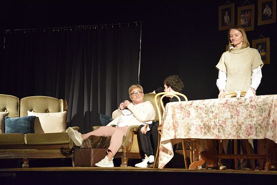 Grafika 2: Spektakl teatralny "SPADEK" (22.01.2024)