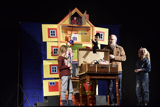 Grafika 15: Spektakl teatralny "PAN BRZUCHATEK" (18.02.2024)