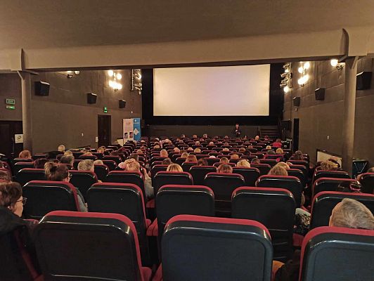 Grafika 1: Lęborskie Dni Walki z Depresją - pokaz filmu "UKRYTE PIĘKNO" (22.02.2024)