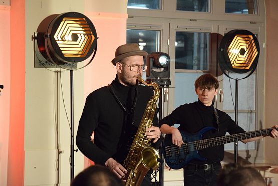 Grafika 5: Koncert KIN COLLECTIVE (2.03.2024)