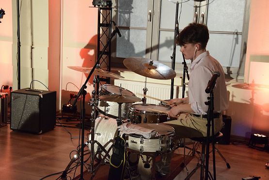 Grafika 14: Koncert KIN COLLECTIVE (2.03.2024)