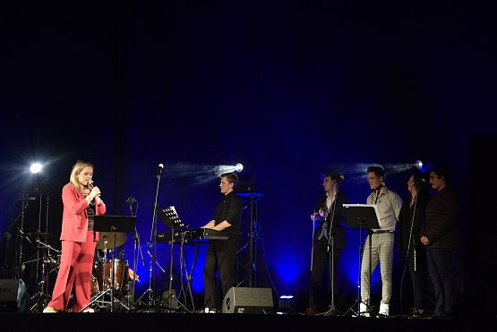 Grafika 5: Koncert Ani Krawczykowskiej "Druga strona kobiety - Annomalie" (9.03.2024)