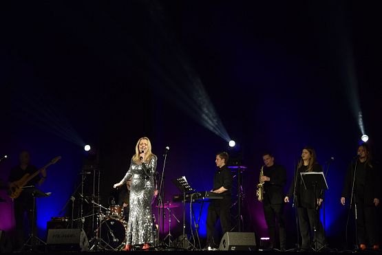 Grafika 16: Koncert Ani Krawczykowskiej "Druga strona kobiety - Annomalie" (9.03.2024)