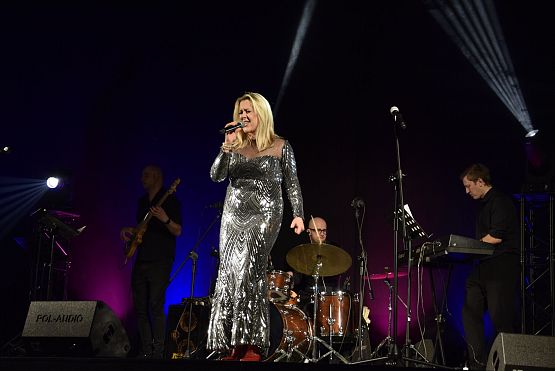 Grafika 26: Koncert Ani Krawczykowskiej "Druga strona kobiety - Annomalie" (9.03.2024)