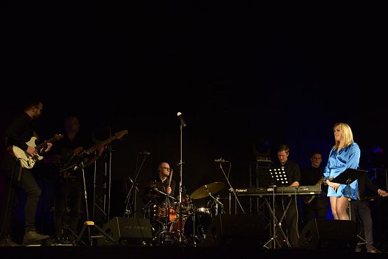 Grafika 37: Koncert Ani Krawczykowskiej "Druga strona kobiety - Annomalie" (9.03.2024)