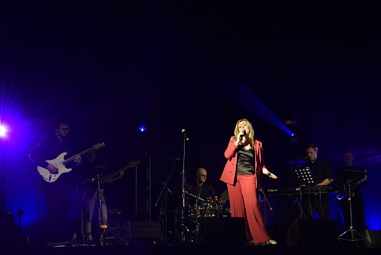 Grafika 43: Koncert Ani Krawczykowskiej "Druga strona kobiety - Annomalie" (9.03.2024)