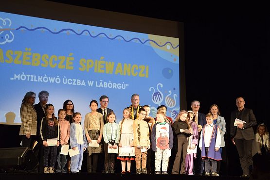 Grafika 29: Kaszëbsczé spiéwanczi "Mòtilkòwô ùczba w Lãbòrgù"  (11.03.2024)