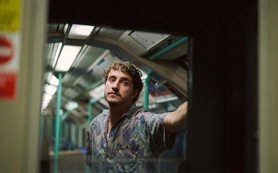 Grafika 2: Dobrzy nieznajomi