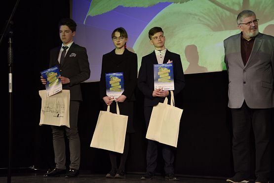 Grafika 30: IX Powiatowy konkurs recytatorski "Wiosenny powiew poezji" (23.04.2024)