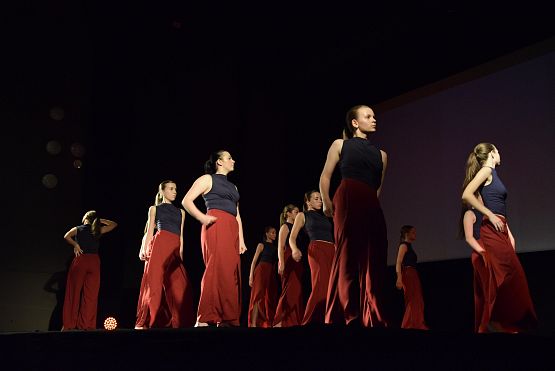 Grafika 15: Spektakle Teatru Tańca Jeszcze 5 Minut (17.06.2024)