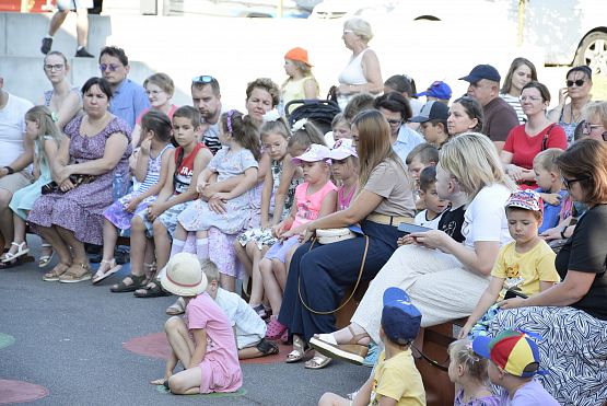 Grafika 1: Spektakl dla dzieci "Morskie gadki małej piratki" (21.07.2024)