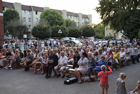 Grafika 13: Koncert muzyki filmowej (14.08.2024)