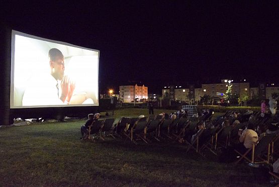 Grafika 19: Letnie Kino Plenerowe (23.08.2024)