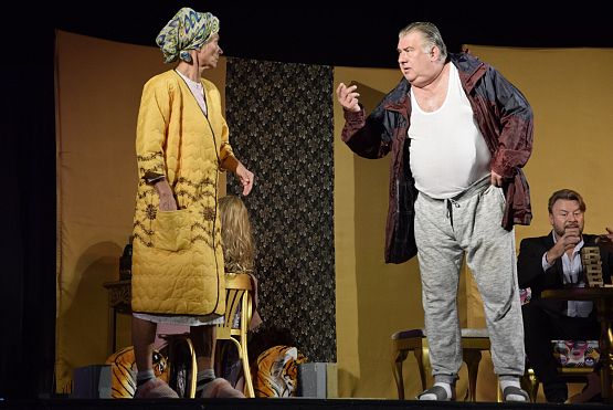 Grafika 3: Spektakl "Sposób na blondynkę" (24.10.2024)