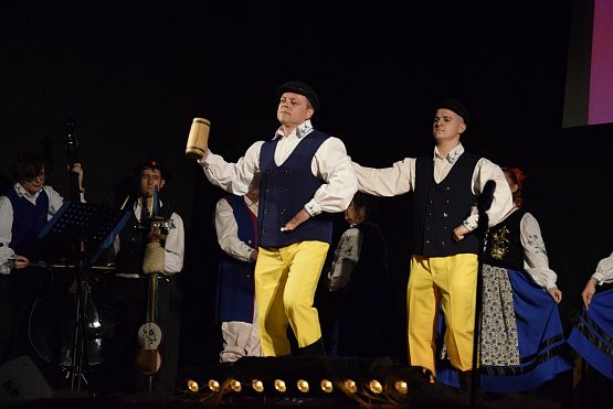 Grafika 8: Jubileusz 20-lecia Zespołu Pieśni i Tańca "Ziemia Lęborska" (25.10.2024)