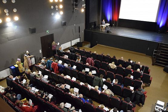 Grafika 3: Wspólne Śpiewanie Pieśni Patriotycznych (11.11.2024)