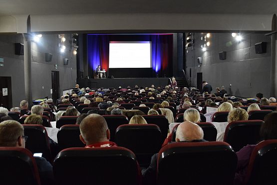 Grafika 9: Wspólne Śpiewanie Pieśni Patriotycznych (11.11.2024)