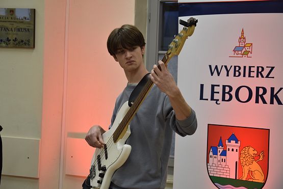 Grafika 1: Koncert Kin Collective (30.11.2024)