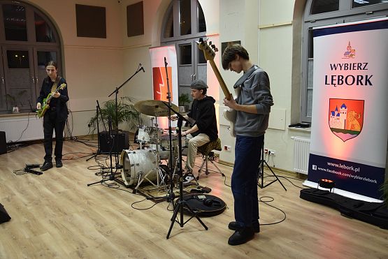 Grafika 6: Koncert Kin Collective (30.11.2024)