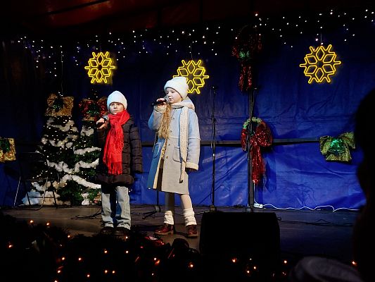 Grafika 5: I Jarmark Bożonarodzeniowy w Lęborku (19-22.12.2024)