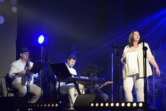 Grafika 1: Koncert kolęd Chóru Gospel "Raduj się świecie" (10.01.2025)