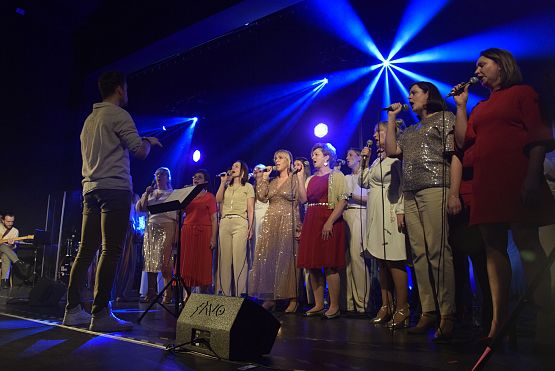 Grafika 14: Koncert kolęd Chóru Gospel "Raduj się świecie" (10.01.2025)