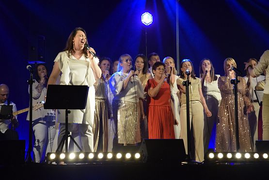 Grafika 16: Koncert kolęd Chóru Gospel "Raduj się świecie" (10.01.2025)