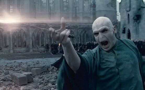 Grafika 2: EKRAN MŁODYCH: Harry Potter i Insygnia Śmierci. Część II