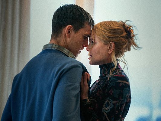 Grafika 3: "Babygirl" - najgorętszy film tego roku!