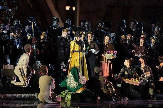 Grafika 3: Opera "Cyganeria" - retransmisja
