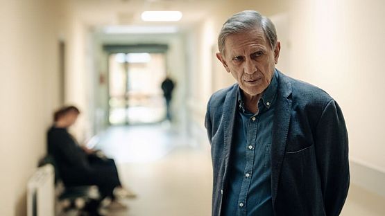 Grafika 1: Jedno wydarzenie odsłoni rodzinne tajemnice