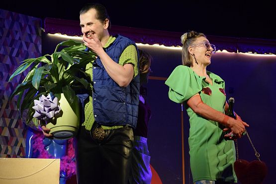 Grafika 30: Spektakl "Dom wariatów" - 12.02.2025