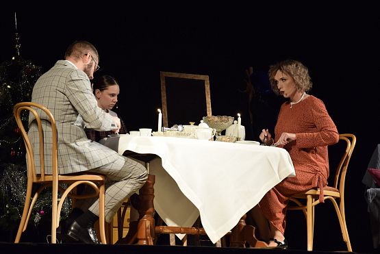 Grafika 2: Spektakl "Ich czworo" - 17.03.2025