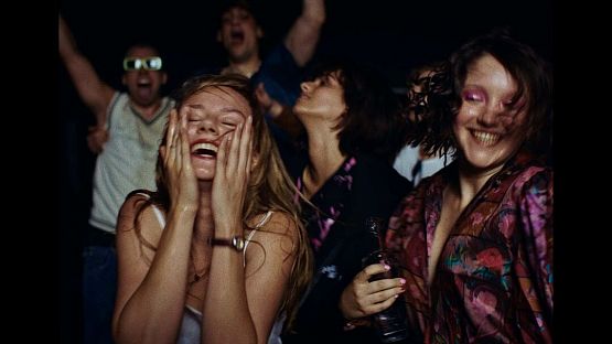 Grafika 1: Czerwcowy DKF - zapraszamy na spotkanie z reżyserem