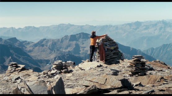 Grafika 2: DYSKUSYJNY KLUB FILMOWY: Kwiat ośmiu gór