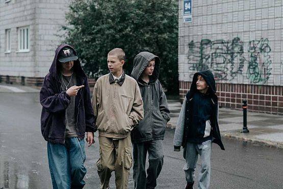 Grafika 3: FREGATA DLA SENIORÓW: Ministranci