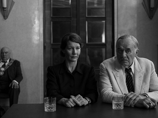 Grafika 3: Dyskusyjny Klub Filmowy - zapraszamy w czerwcu