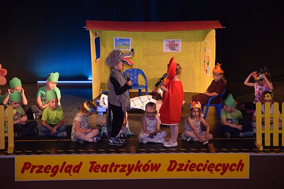 Grafika 11: Przegląd teatrzyków dziecięcych. 10.06.2016.