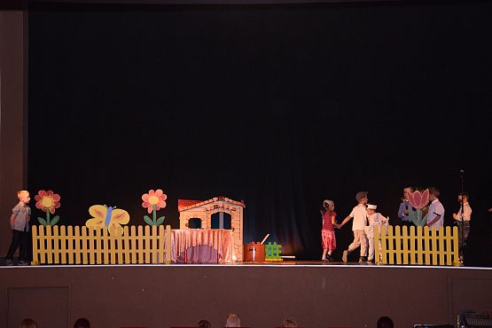 Grafika 21: Przegląd teatrzyków dziecięcych. 10.06.2016.