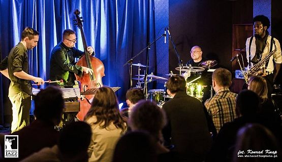 Grafika 2: Jazz we „Fregacie” – koncert zespołu Orange Trane